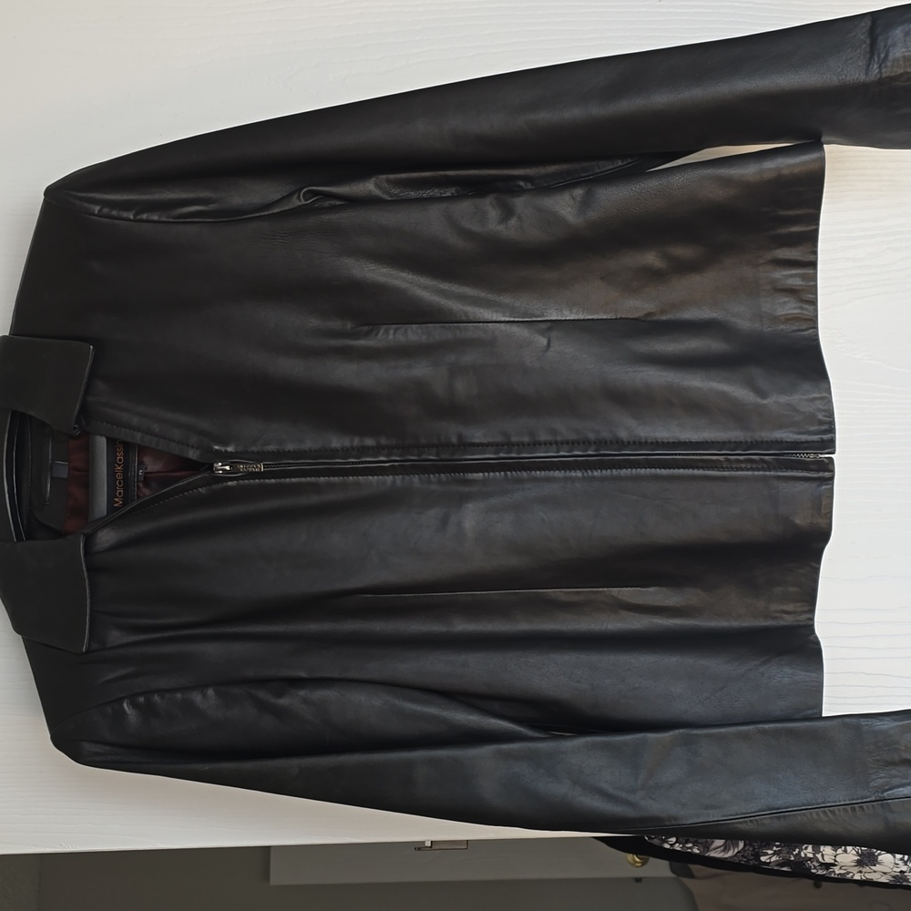 NWOT black leather jacket M